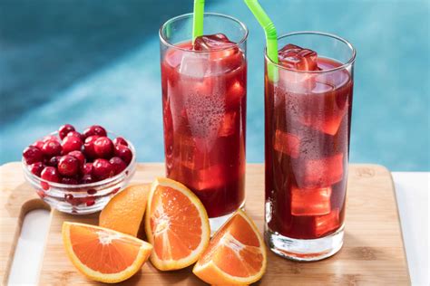 orange-cranberry-sweet-iced-tea-cocktail-luzianne-tea image