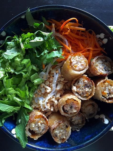 chả-gi-vietnamese-imperial-rolls-egg-rolls image