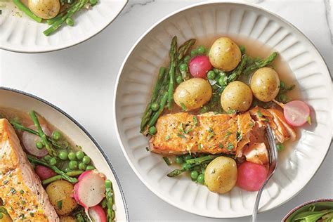one-pot-salmon-with-vegetables-tarragon image