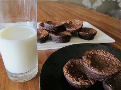 chocolate-truffle-brownie-bites-recipe-serious-eats image