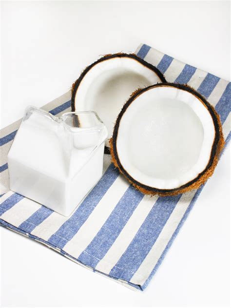 homemade-raw-vegan-coconut-milk-mariko-sakata image