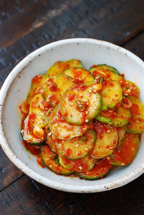 oi-muchim-spicy-cucumber-salad-korean-bapsang image
