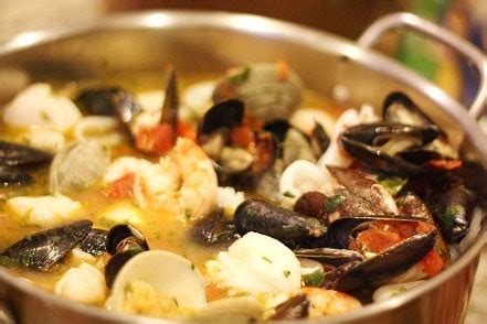 frutti-di-mare-is-a-popular-italian-seafood-dish-that-you image