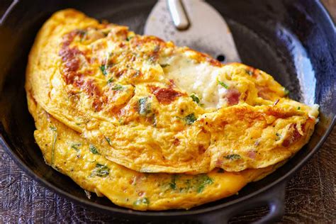 ham-and-cheese-omelet-recipe-leites-culinaria image