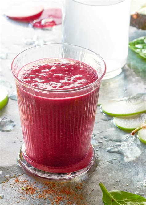 how-to-make-the-best-detox-smoothie-simply image