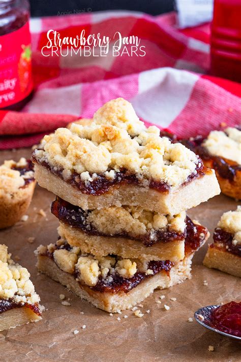 strawberry-jam-crumble-bars-annies-noms image