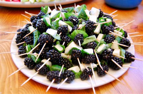 blackberry-mozzarella-and-basil-skewers image