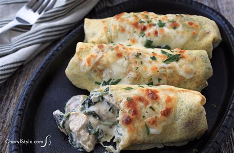 easy-spinach-mushroom-crepes image