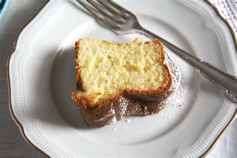 moist-orange-bundt-cake-recipe-where-is-my-spoon image