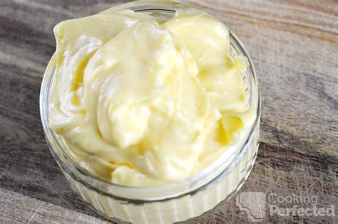 paleo-friendly-mayonnaise-cooking-perfected image