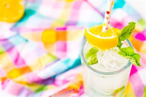 simple-basil-lemonade-cocktail-the-love-nerds image