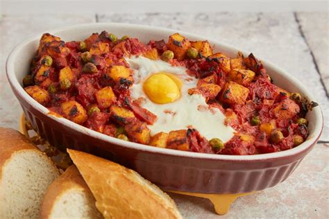 flamenco-eggs-quick-and-simple-dish-cookistcom image