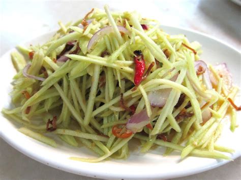 malay-spicy-mango-salad-kerabu-mangga-aroma image
