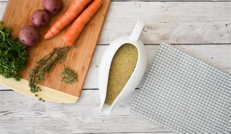 traditional-low-fodmap-gravy-recipe-gluten-free image
