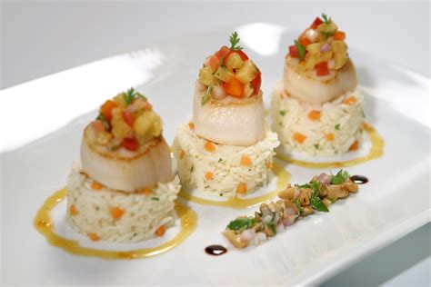 gingered-scallops-with-caramelized-pineapple-salsa image