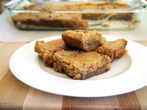 best-caramel-blondies-recipe-how-to-make-chewy image