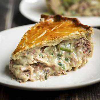 chicken-ham-and-leek-pie-recipe-tom-kerridge image