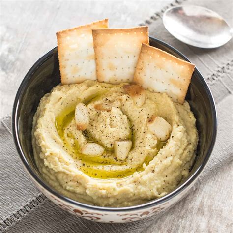 roasted-garlic-hummus-with-parmesan-watch-learn-eat image