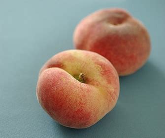 maple-vanilla-peach-jam-coombs-family-farms image
