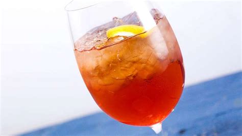 poinsettia-cocktail-recipe-rachael-ray-show image