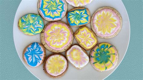 how-to-make-tie-dye-sugar-cookies image