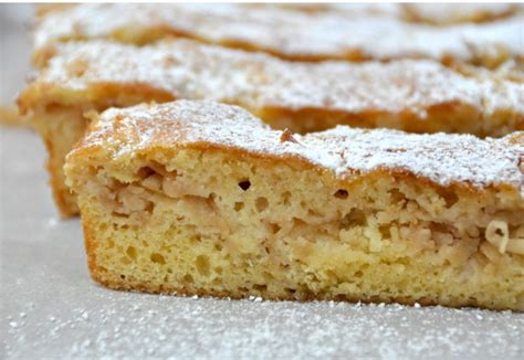 simply-delicious-apple-slice-real-recipes-from-mums image