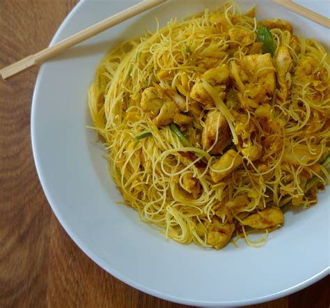 chicken-curry-singapore-noodles-flavor-finds image