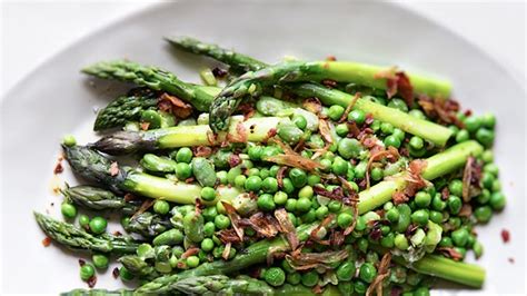 pea-asparagus-and-fava-bean-salad-recipe-bon image