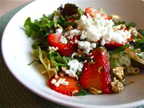 toasted-ramen-and-strawberry-salad-tasty-kitchen image