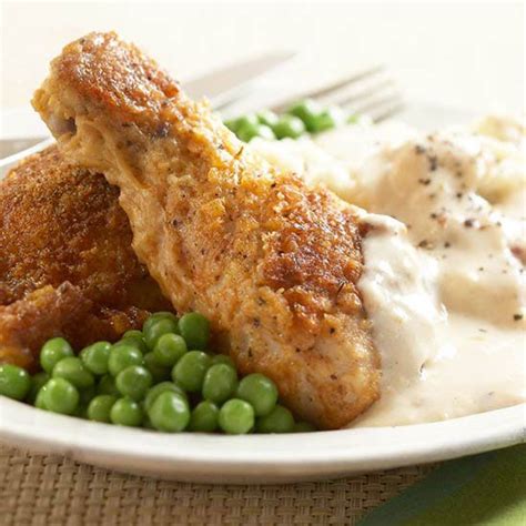 maryland-fried-chicken-with-creamy-gravy-better image