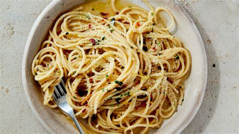 pantry-pasta-recipe-bon-apptit image