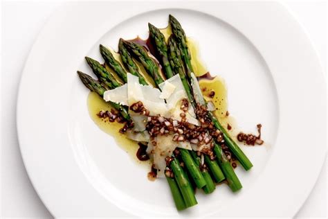 asparagus-recipe-with-balsamic-vinegar-parmesan image