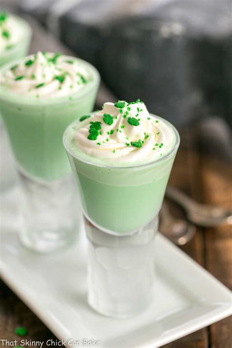 shamrock-shooters-with-creme-de-menthe-that-skinny image