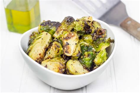 grilled-brussels-sprouts-recipe-food-fanatic image