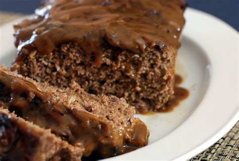 classic-meatloaf-with-easy-brown-gravy image