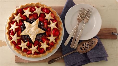 triple-berry-pie-recipe-lifemadedeliciousca image