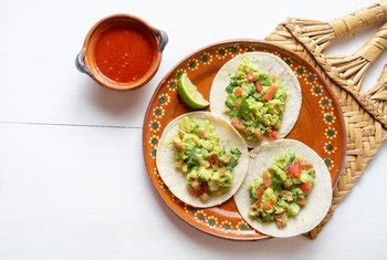 what-are-low-calorie-mexican-food-options-healthy image