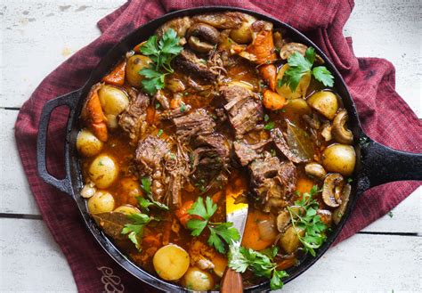 skillet-beef-short-rib-pot-roast-recipe-sidechef image
