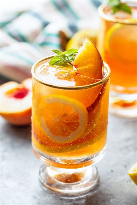 peach-iced-tea-lemonade-homemade-vegetarian image