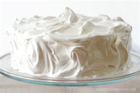 easy-7-minute-vanilla-frosting-recipe-she-wears image