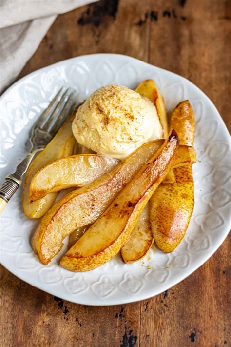 maple-fried-pears-veggie-desserts image