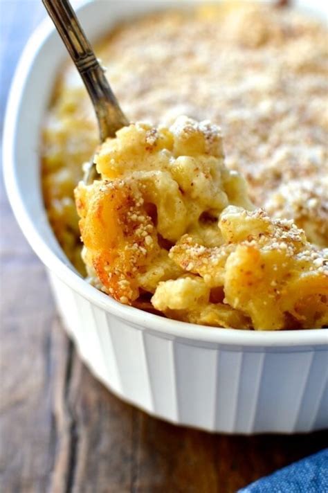 almond-crusted-macaroni-and-cheese-the-woks-of-life image