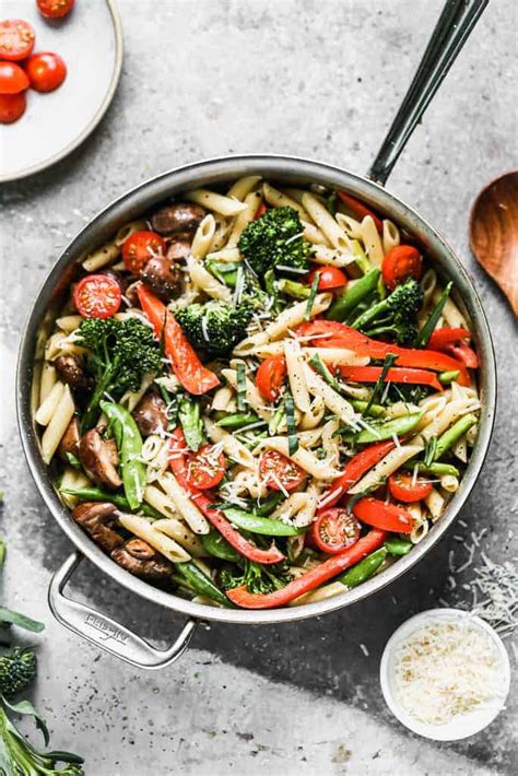 easy-pasta-primavera-tastes-better-from-scratch image