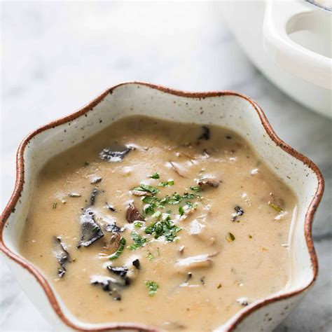cream-of-wild-mushroom-soup image