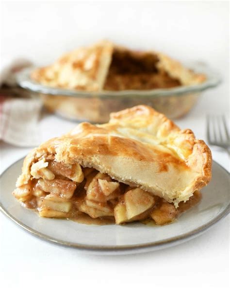 easy-apple-pie-using-store-bought-crust-sizzling-eats image