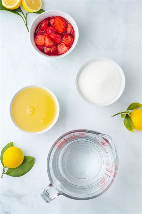 strawberry-lemonade-4-ingredients-girl-gone-gourmet image
