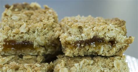 10-best-apricot-bars-with-apricot-preserves image