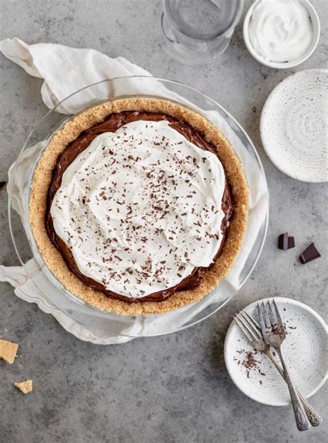 no-bake-chocolate-pudding-pie-kims-cravings image