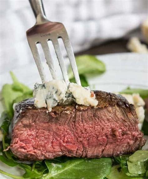 easy-filet-mignon-with-blue-cheese-crumbles-the image