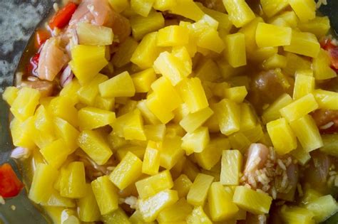 aloha-pineapple-chicken-rice-casserole-family-fresh image
